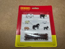 Hornby R7120 OO Gauge Figures