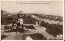 VERY NICE POSTCARD - THE WATERWAYS LOOKING NORTH - GT. YARMOUTH - NORFOLK 1934