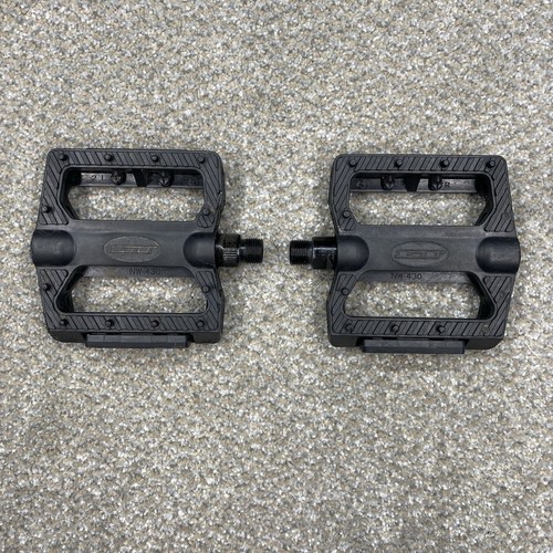 Platform bike pedals - gt,