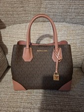 Michael Kors Mercer Gallery