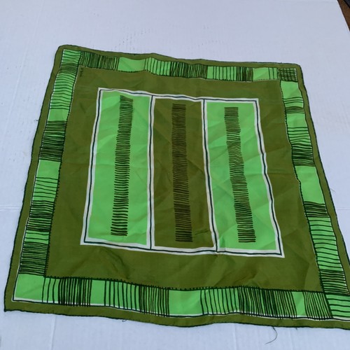 Beautiful vintage silk vera - vintage,