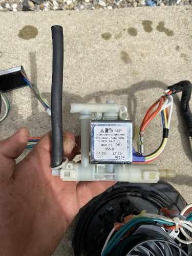 Vax dual pump v124a - vax, v