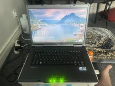 Fujitsu siemens amilo - fujitsu, li2727
