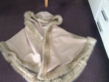 ladies wool & viscose cape
