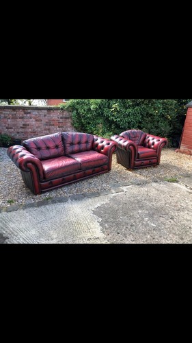 Leather chesterfield suite