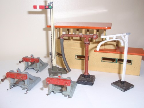 Hornby signal box - signal, box,signal,3