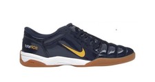 Nike T90 “Michigan”