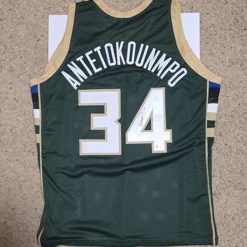 Giannis antetokounmpo bucks - giannis,