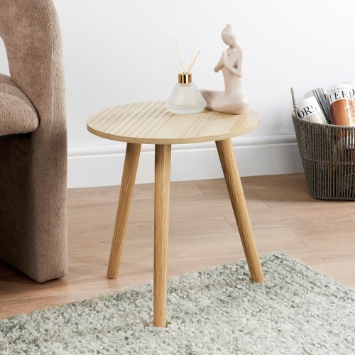 Scandi oak effect side - effect, table