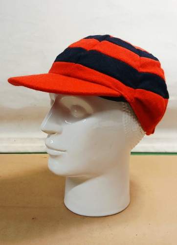 Red navy blue - red, felt