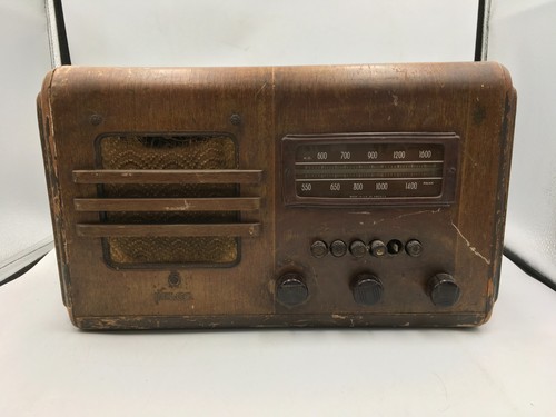 Antique 1938 delco model - antique,