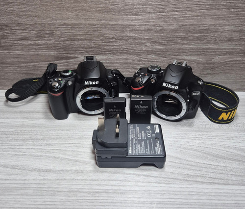 Nikon d3200 and d40 slr - and,