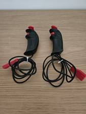 2 hand controllers for Carrera