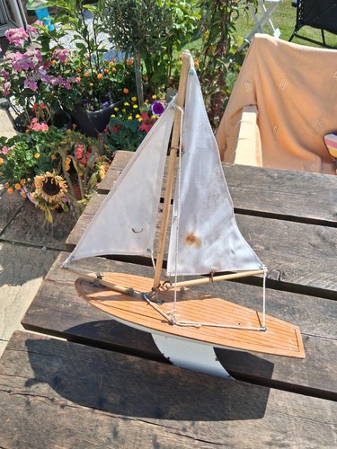 Vintage pond yacht long - pond, 13"