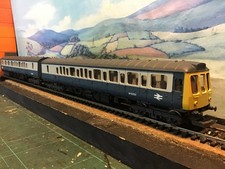 Lima class 117 DMU. 2 car unit. B.R blue/grey livery. Boxed.