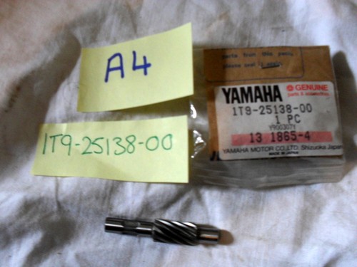 Nos genuine yamaha 100 - genuine, dt