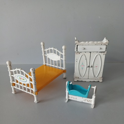 Vintage metal dolls house - vintage,