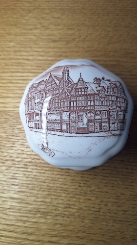 Porcelain trinket box very - porcelain,