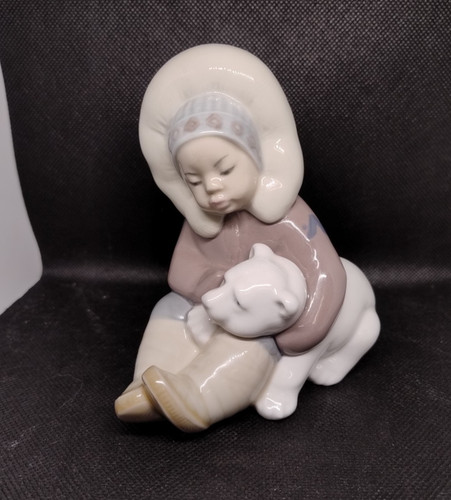 Lladro eskimo child with - eskimo, polar