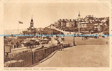 R171052 Pier Approach looking