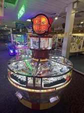 TOM & JERRY 6P ROUND ARCADE COIN PUSHER-  GREAT BUY- PRICE INCLUDES VAT