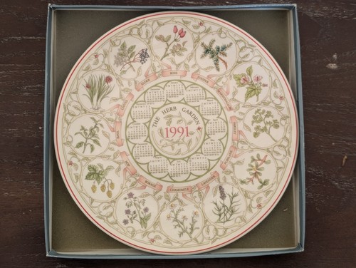Wedgwood calendar plate - wedgwood,