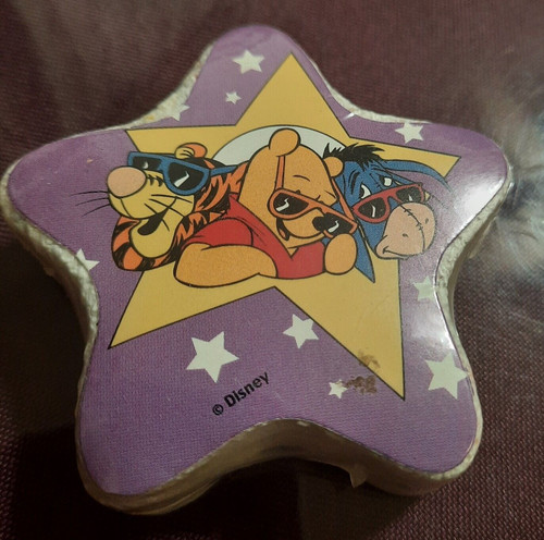 Pooh tigger eeyore wearing - eeyore,