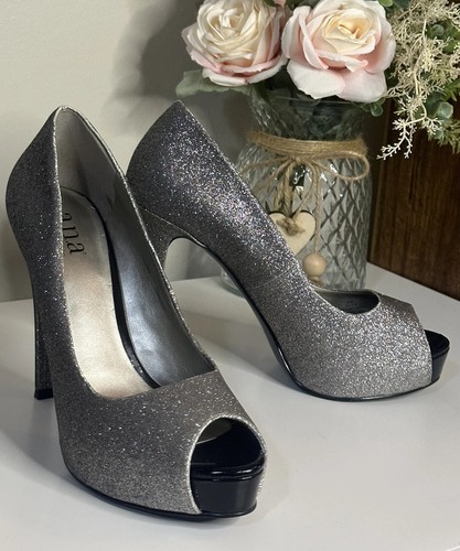 Silver sparkle glitter - sparkle,