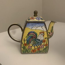 Vintage Trade + Aid Floral