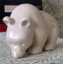 * ULTRA RARE * MARJORIE DRAWBELL Unmarked POOLE POTTERY BEAR impressed #845