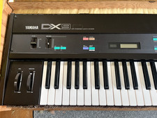 Yamaha DX9 FM Synthesizer