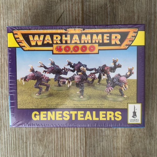 Warhammer 40k genestealers box - warhammer,
