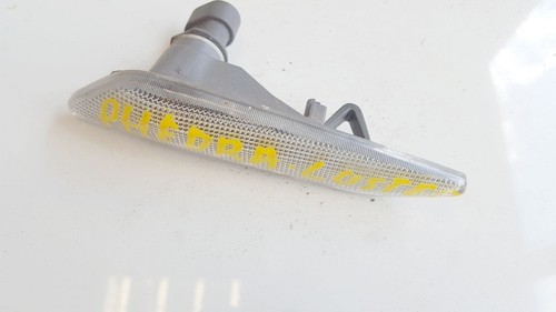 60686516 side indicator
