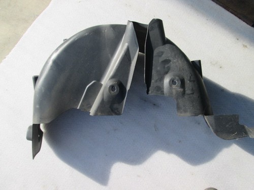 8200289943 rear right bumper - 8200289943,