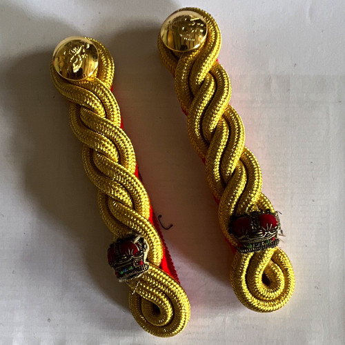 Gold braided uniform - gold,