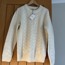 William Hunt Cable Knit 100%