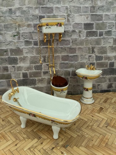 Dolls house scale - house,