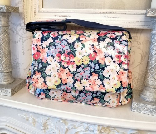 Cath kidston roses messenger - cath,