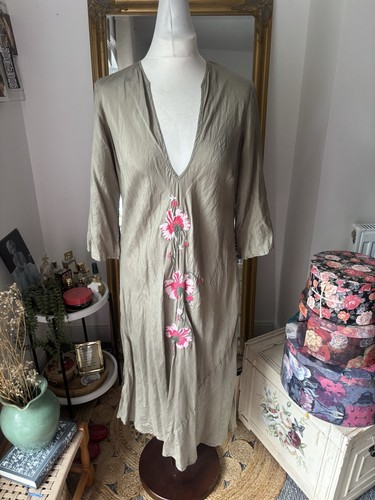 Plumo sage green neck - sage, silk