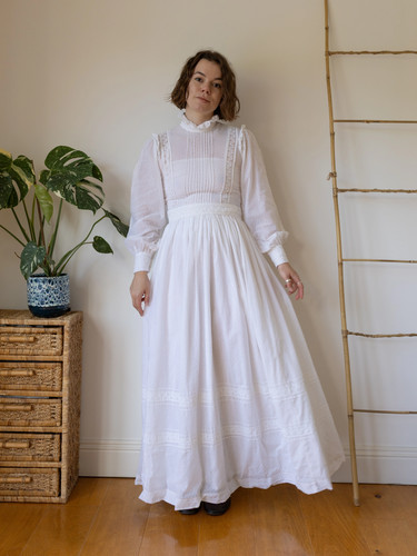 Vintage 70s laura ashley - laura,