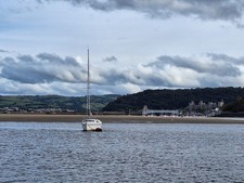 Hunter 23.5 Legend Trailer