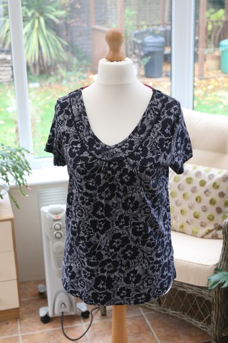 Ladies maine short sleeved top - short,
