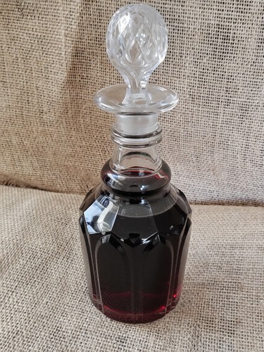 Cut glass decanter - glass,