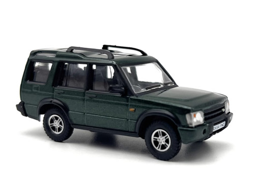 Green discovery suv off - green,