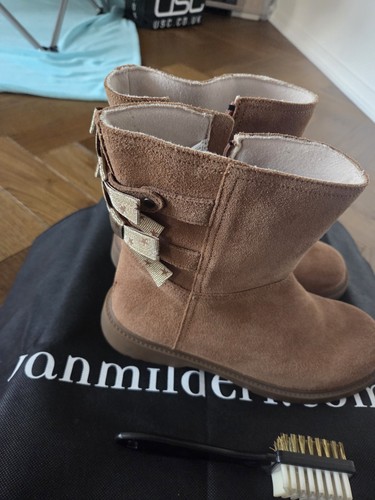 Genuine ugg boots size - genuine,