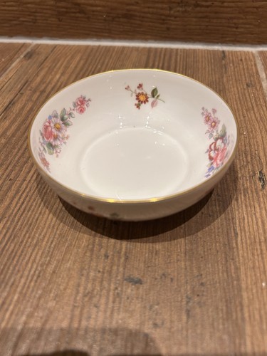 Royal crown derby posies - crown,