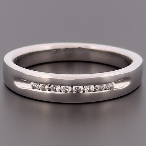 9ct white gold diamond - white,