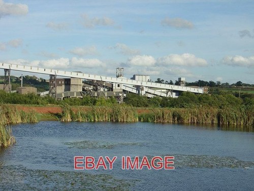 Photo pond near daw mill - photo,