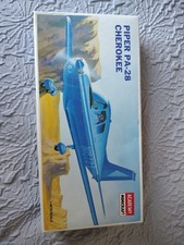 Academy Piper PA-28 Cherokee