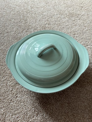 Beryl ware serving casserole - beryl,